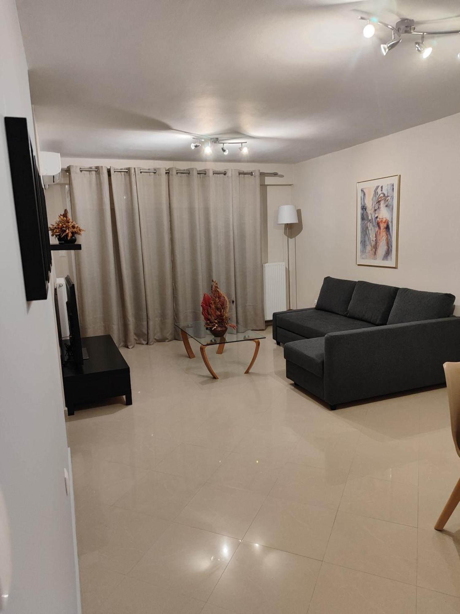 Apartment K&k Elegant Near Airport *